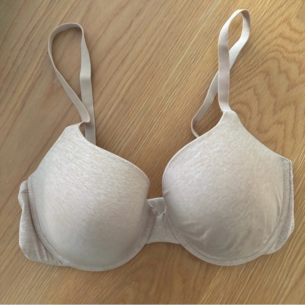 Victoria Secrets Bra
